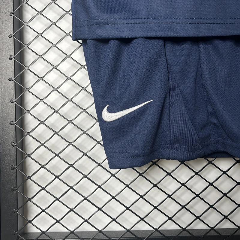 Детская форма ПСЖ 2025/2026 домашняя