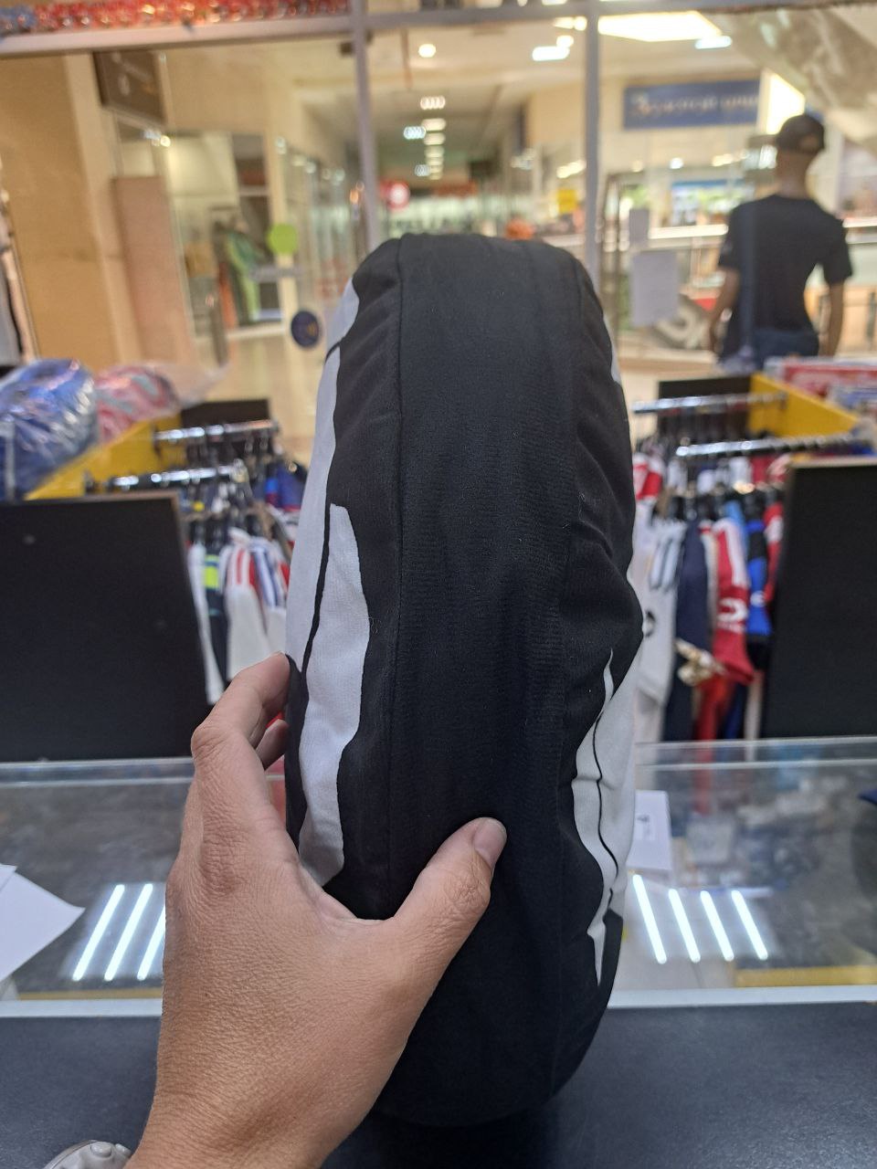       REYES DE EUROPA 40 CM