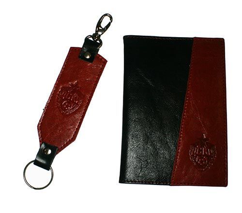 Набор подарочный ЦСКА "Брелок+ Обложка для автодокументов большая, цвет темно-синий, красный"