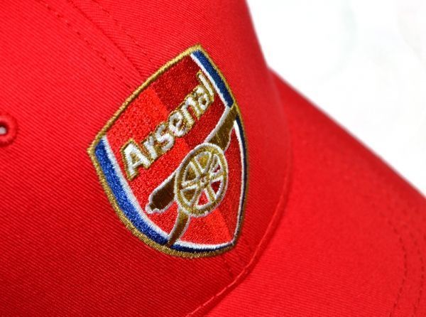 Бейсболка Арсенал красная Cap Red