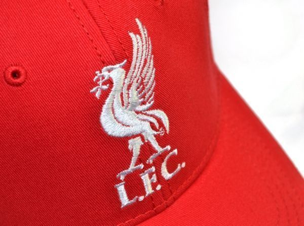 Бейсболка Ливерпуль красная Cap Red