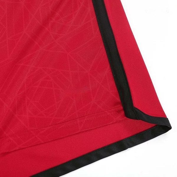 Форма Манчестер Юнайтед 2023/2024 домашняя