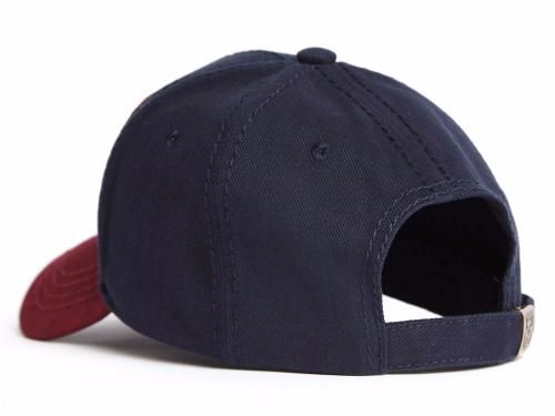 Бейсболка Барселона 107716