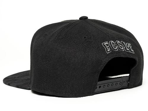 Бейсболка Спартак 120228 черная с прямым козырьком