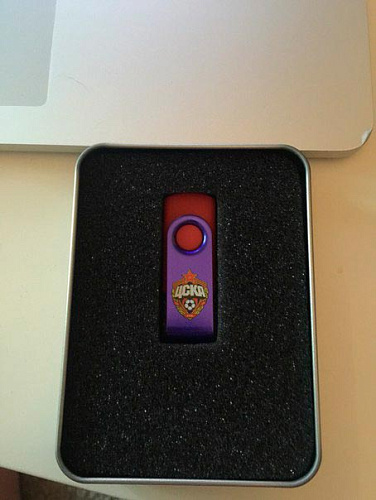 Флеш-накопитель ЦСКА 8 Гб