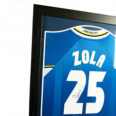 Футболка с автографом Zola Signed Shirt (Framed)