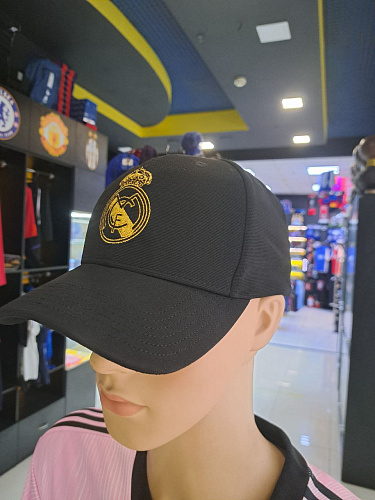 Бейсболка Реал Мадрид черная