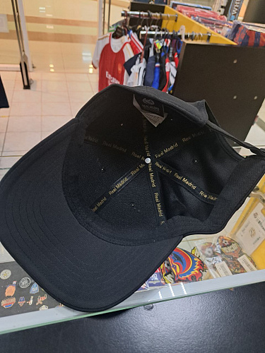 Бейсболка Реал Мадрид BLACK & GOLD ADULTO