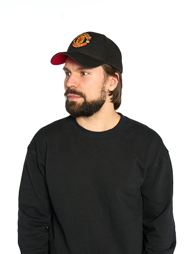 Бейсболка Манчестер Юнайтед  черная 107693