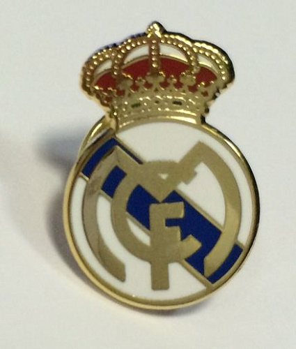 Значок Реал Мадрид эмблема 20 мм без контура