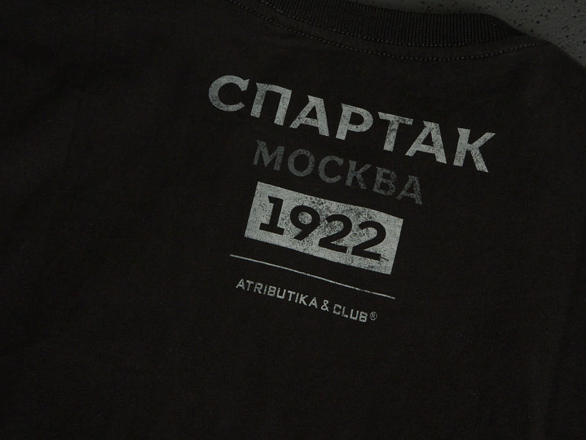Футболка Спартак черная с черной эмблемой 111090