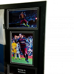 Футболка с автографом Неймара Signed Shirt (Framed)