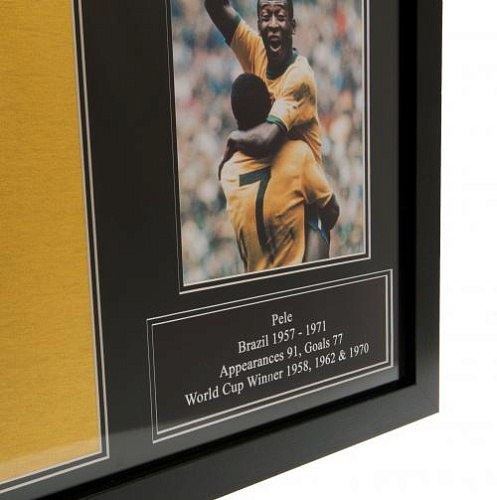 Футболка с автографом Пеле Pele Signed Shirt (Framed)