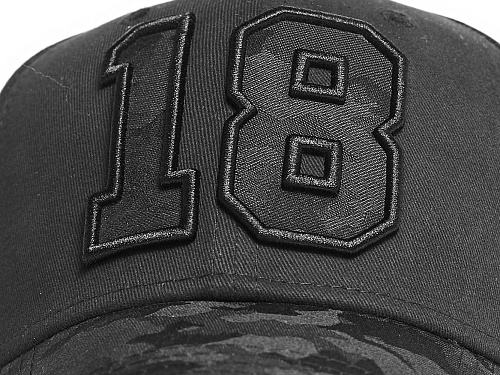 Бейсболка с номером 18, 206101