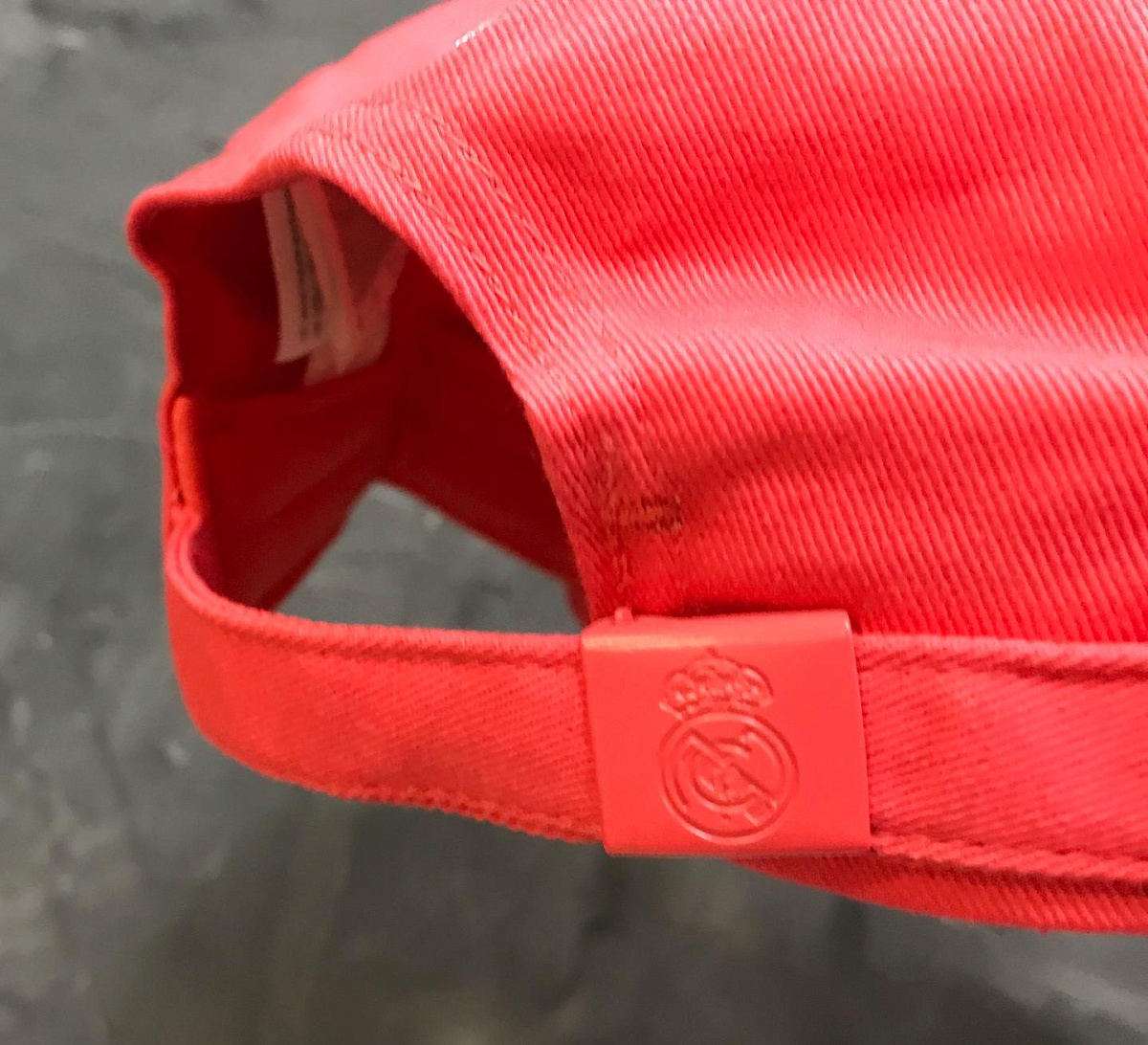 Бейсболка Реал Мадрид Adidas Vivid Red