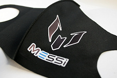 Маска для лица многоразовая Месси логотип черная