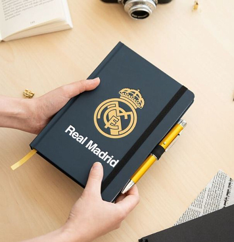Ежедневник Реал Мадрид с ручкой-указкой