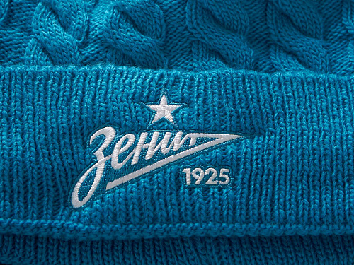 Шапка Зенит 115249 голубая фактурная вязка с помпоном