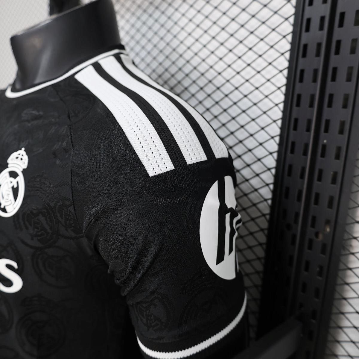 Футболка игровая Реал Мадрид 2026/2027 Special Player Edition черная