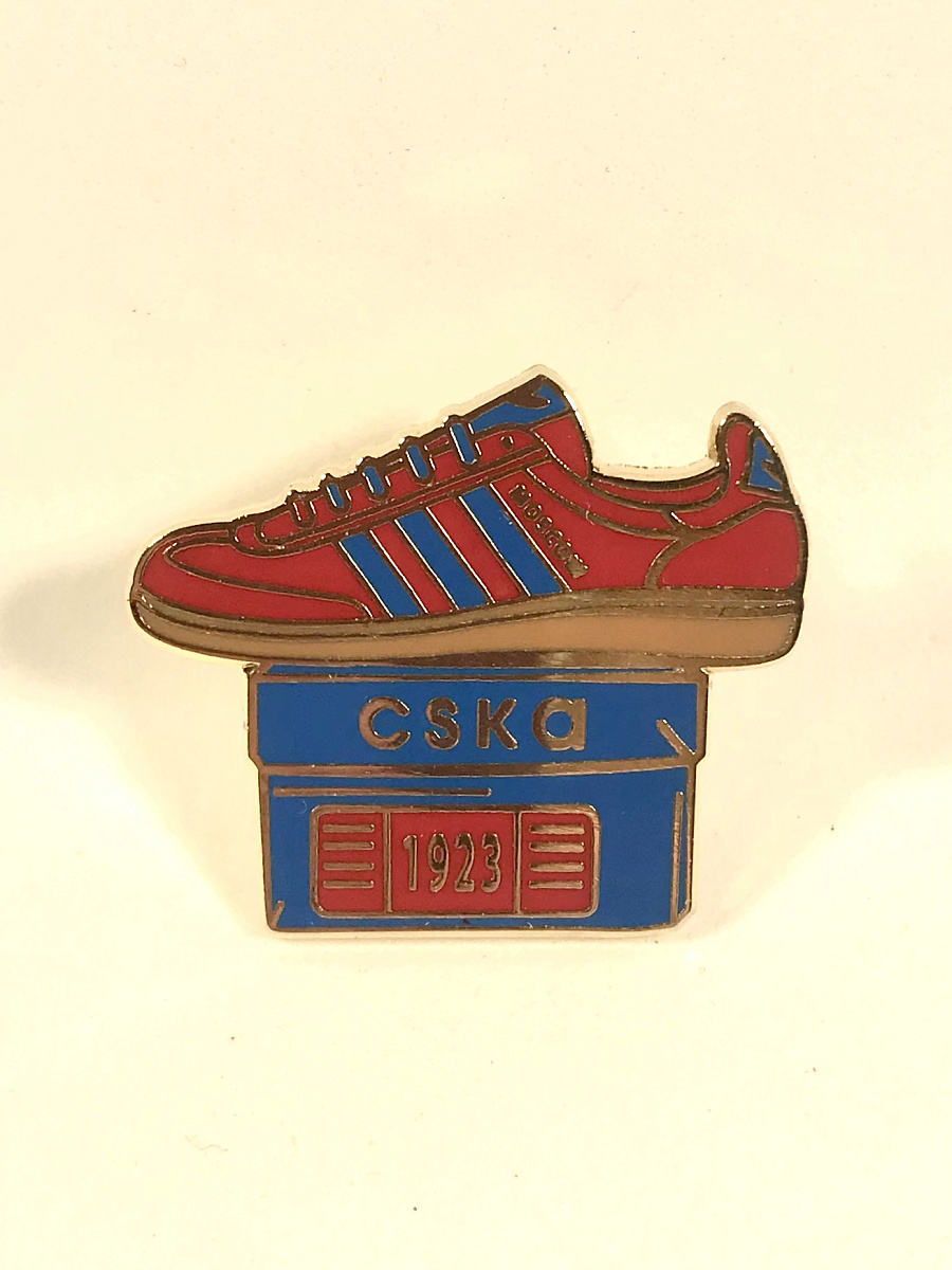 Значок CSKA кроссовок