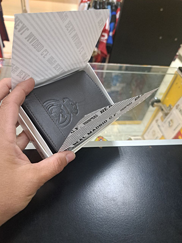 Портмоне Реал Мадрид RME2109MARRON коричневый, кожа, вертикальный, монетница 