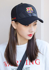 Бейсболка Барселона черная