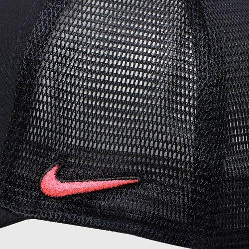 Бейсболка Ливерпуль черная с сеткой Nike Arobill C99 DA5425-011