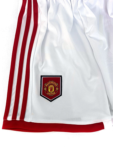 Форма Манчестер Юнайтед 2022/2023 домашняя (футболка и шорты)
