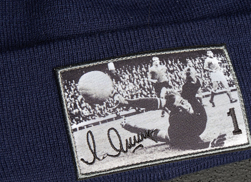 Шапка Динамо Лев Яшин 60158 синяя с помпоном